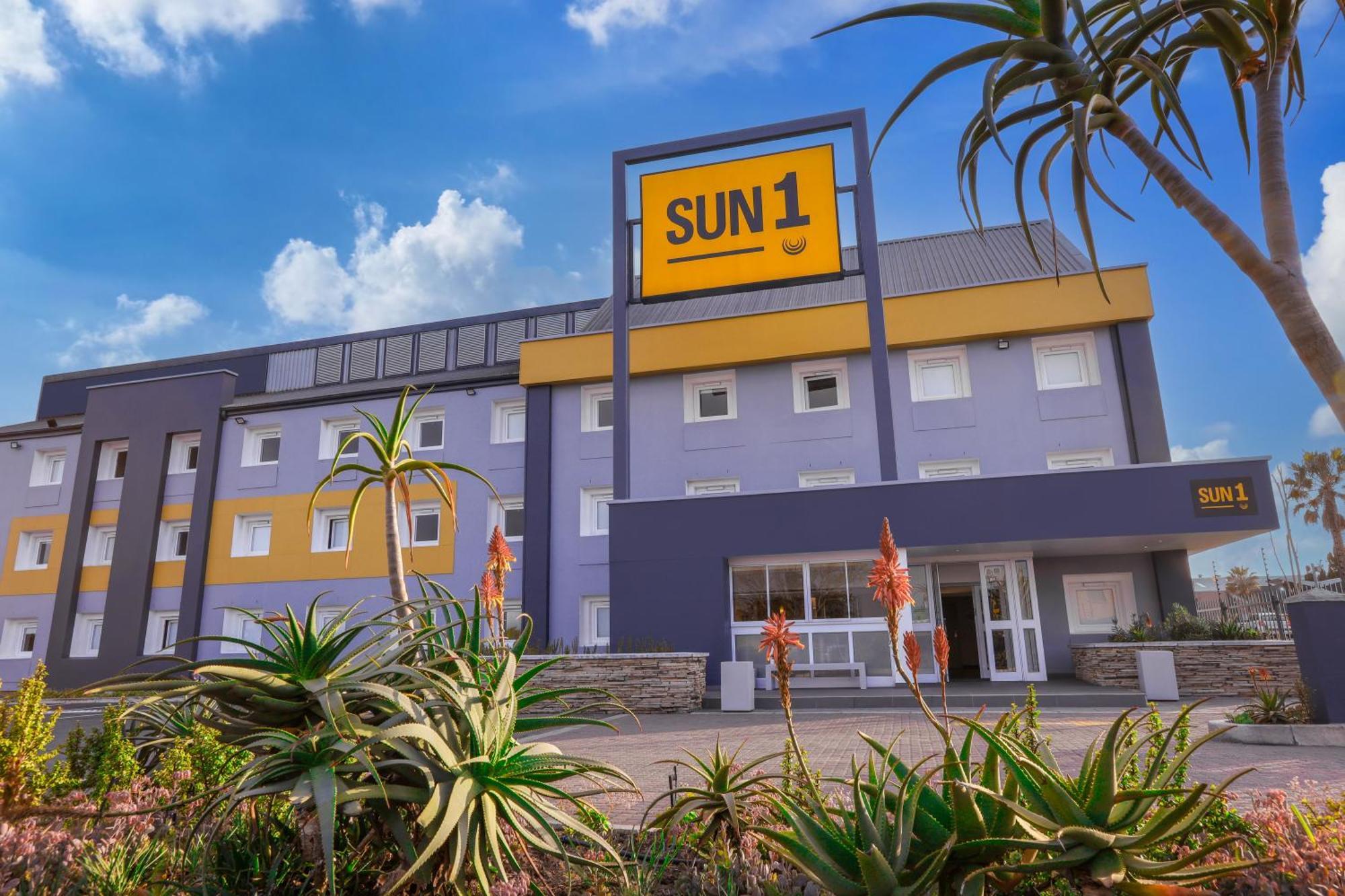 Sun1 Milnerton Hotel Cape Town Exterior photo